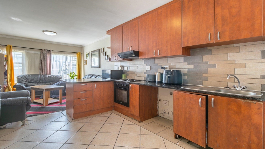 2 Bedroom Property for Sale in Klipkop Western Cape